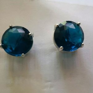 Round blue stud earrings